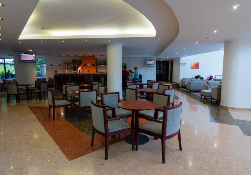 Ausstattung & Service