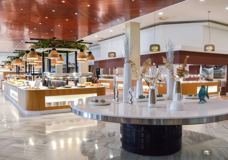 Ausstattung & Service