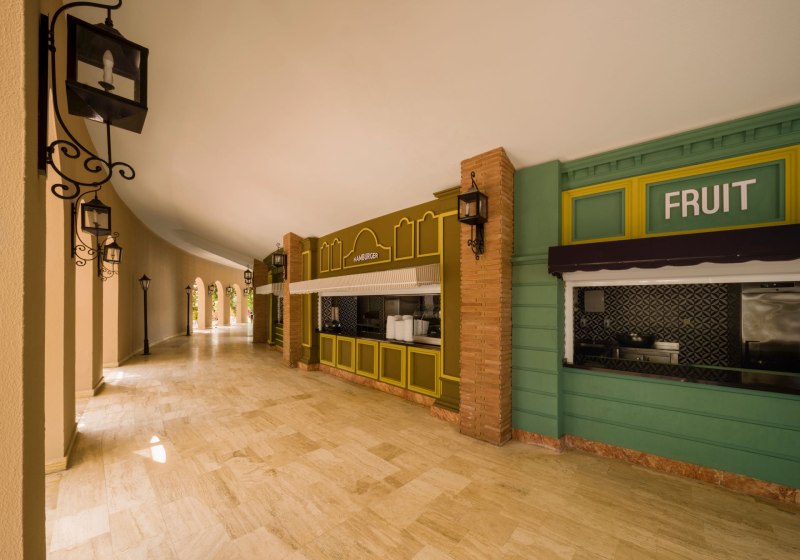 Ausstattung & Service