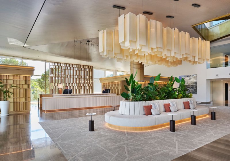 Ausstattung & Service