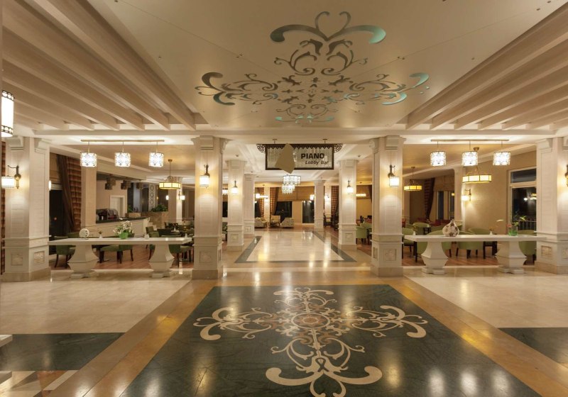 Ausstattung & Service