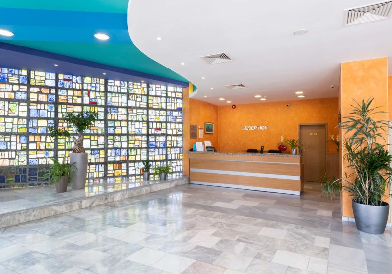 Ausstattung & Service