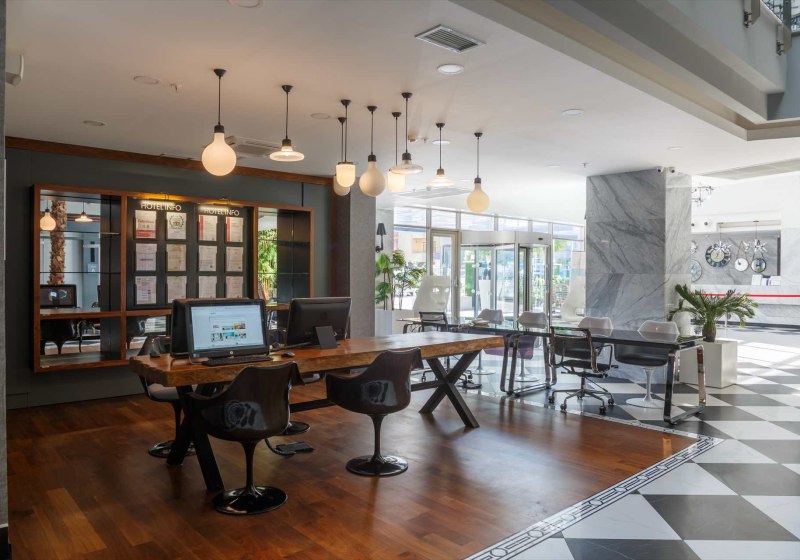 Ausstattung & Service