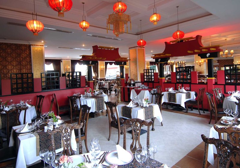 Ausstattung & Service