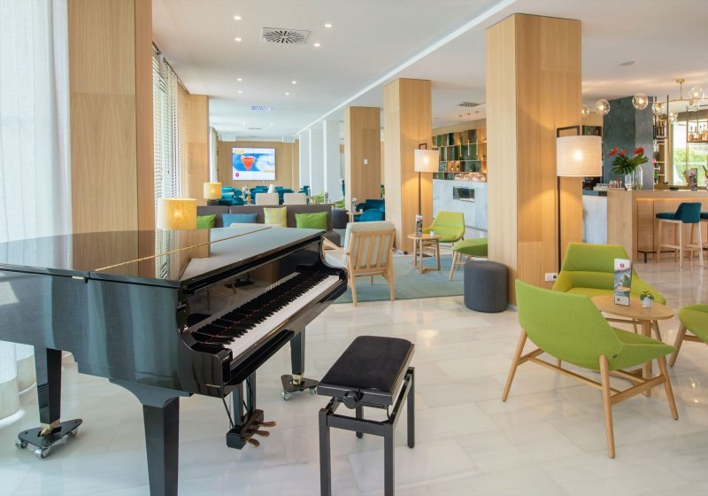 Ausstattung & Service