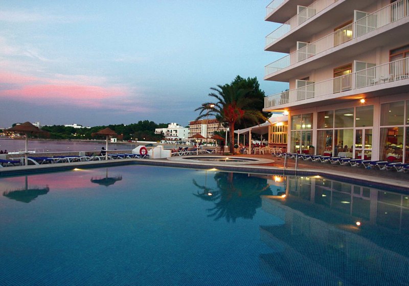 Ausstattung & Service