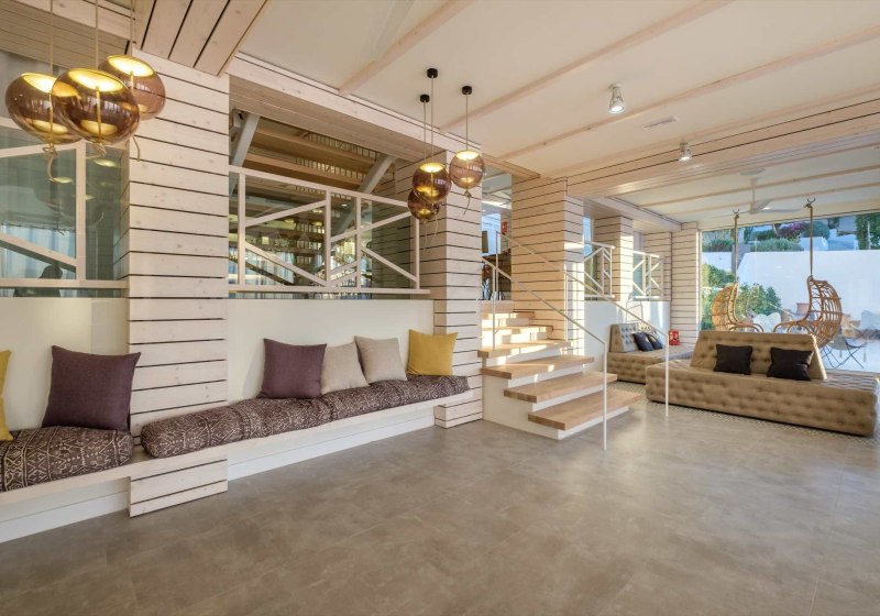 Ausstattung & Service