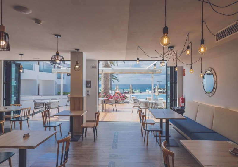 Ausstattung & Service