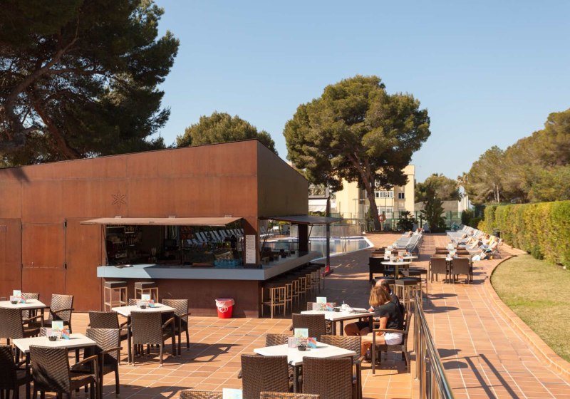 Ausstattung & Service