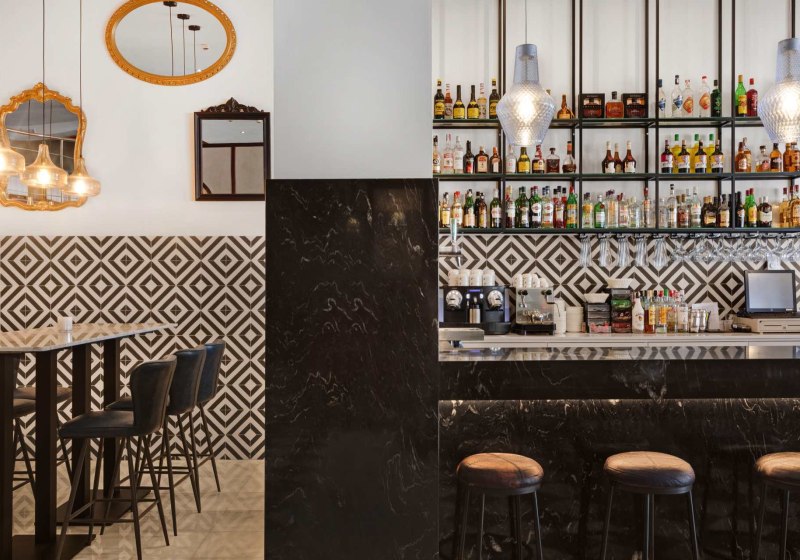 Ausstattung & Service