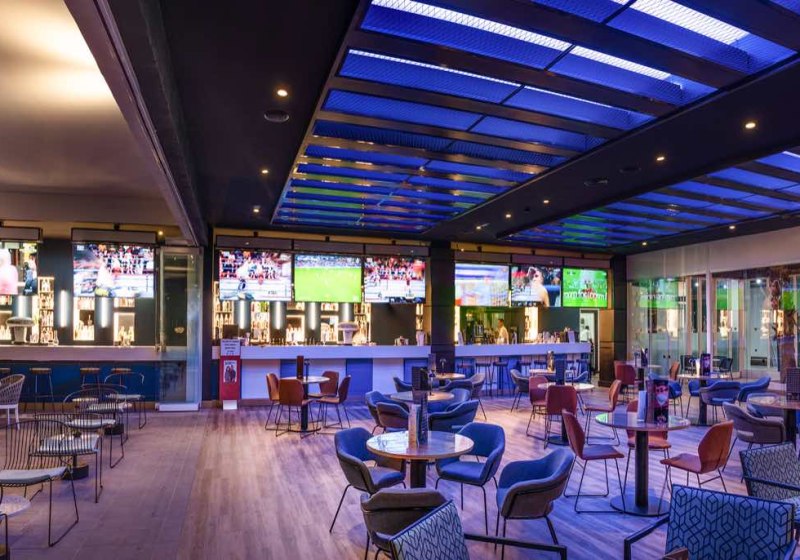 Ausstattung & Service