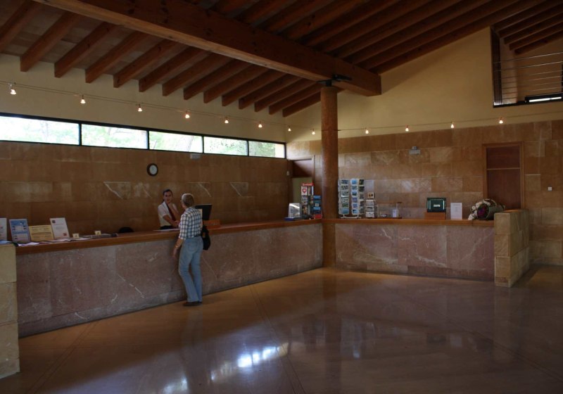 Ausstattung & Service