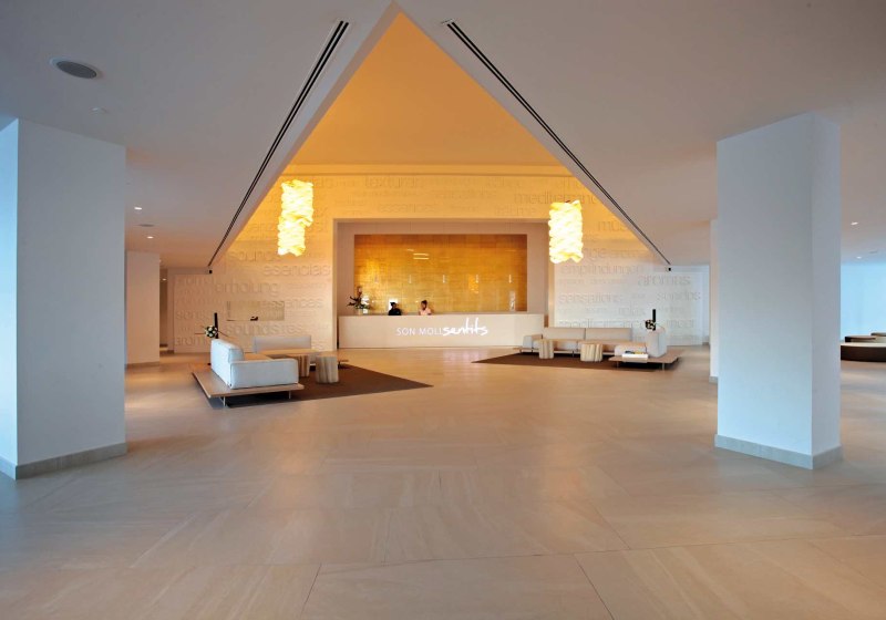 Ausstattung & Service