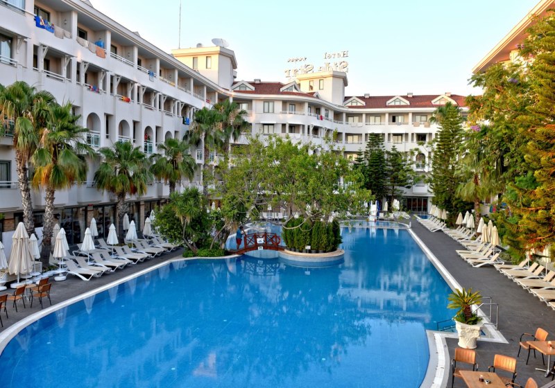 Ausstattung & Service