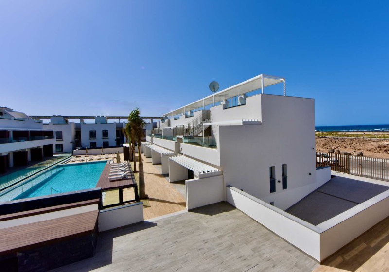 Esmeralda Cotillo Homes by LIVVO