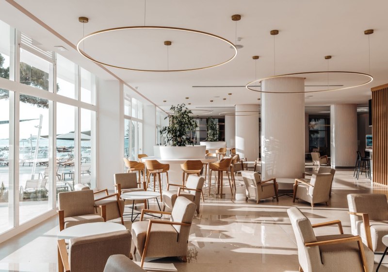 Ausstattung & Service