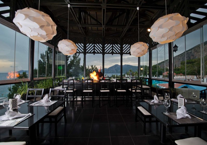 Ausstattung & Service