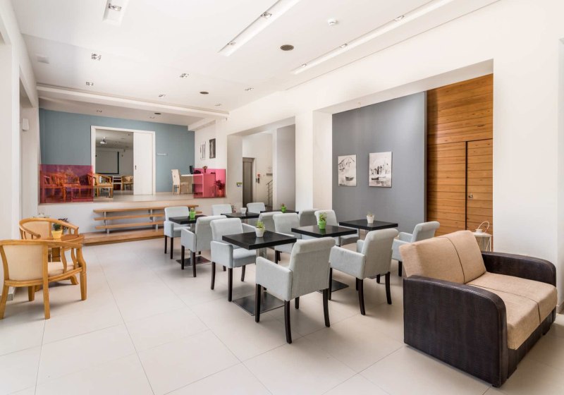 Ausstattung & Service