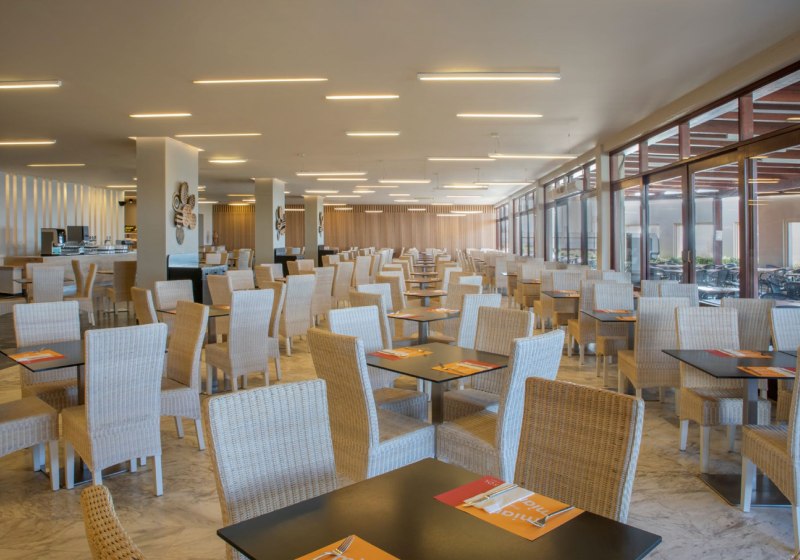 Ausstattung & Service