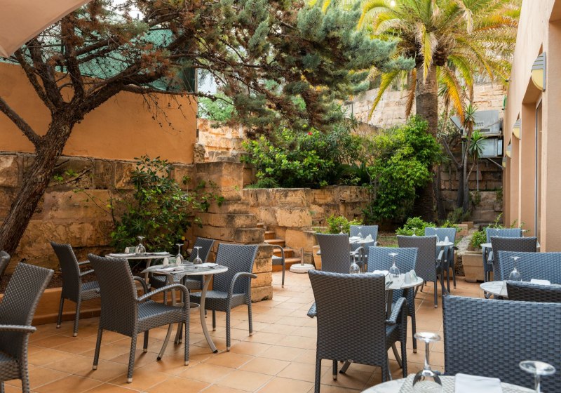 Ausstattung & Service