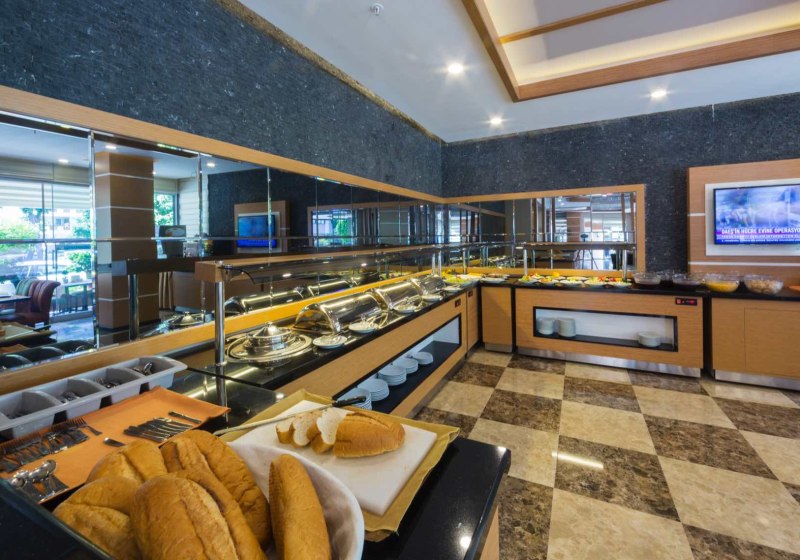 Ausstattung & Service