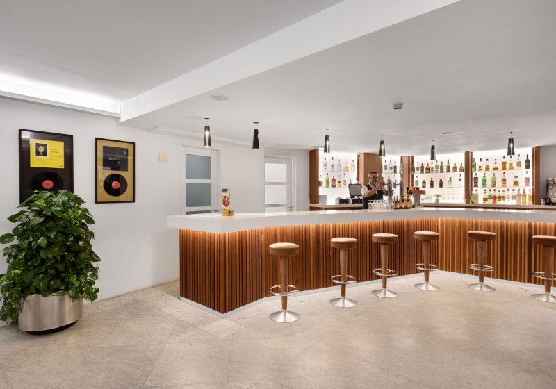 Ausstattung & Service