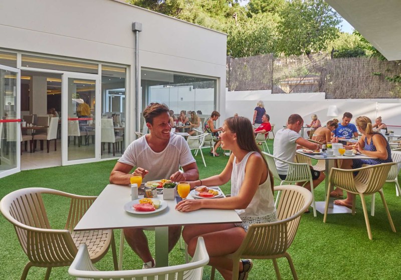 Ausstattung & Service