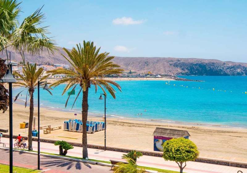 Coral Compostela Beach