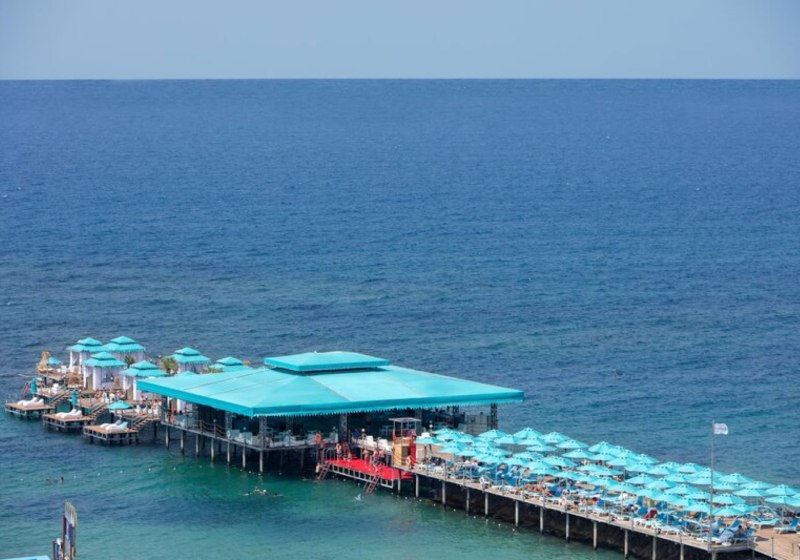 Ausstattung & Service