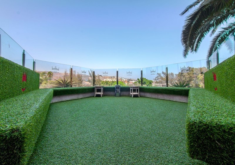 Ausstattung & Service