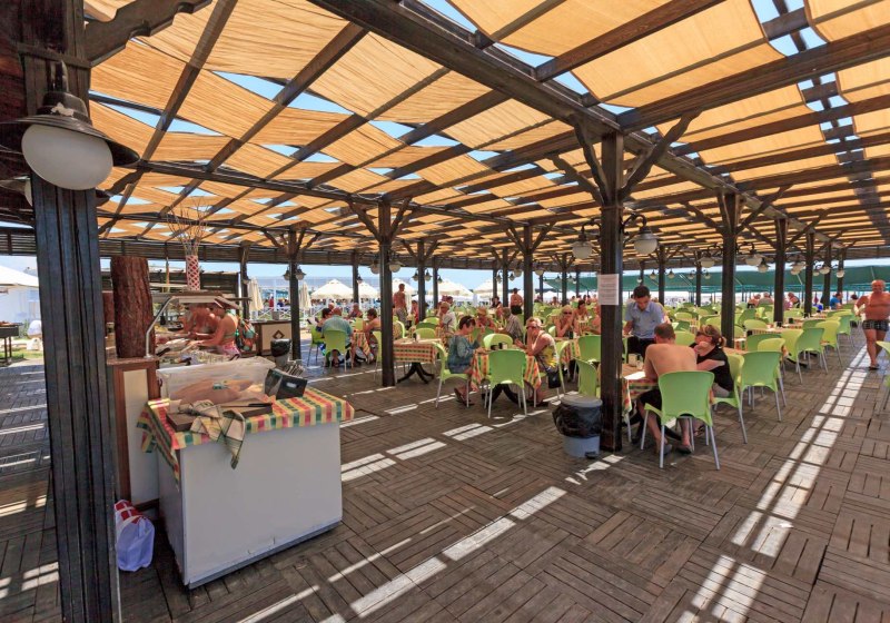 Ausstattung & Service