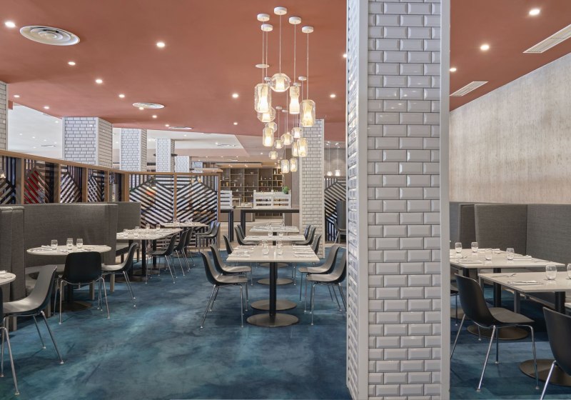 Ausstattung & Service