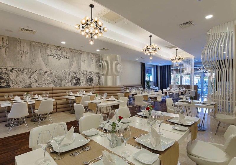 Ausstattung & Service