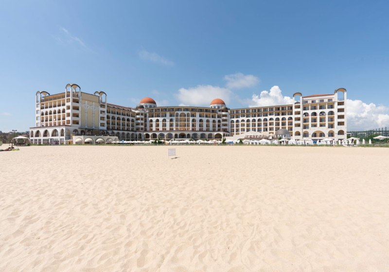 Alua Helios Bay