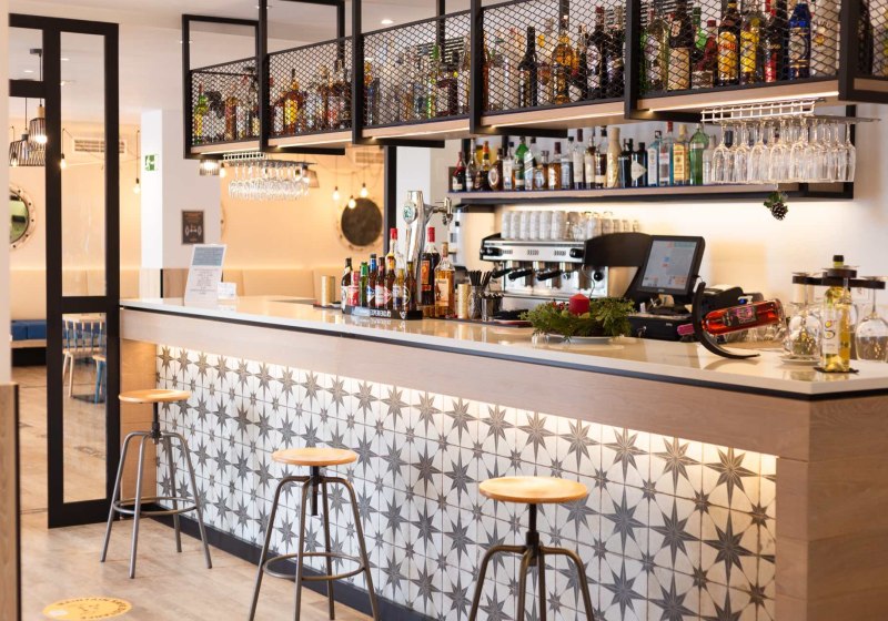 Ausstattung & Service