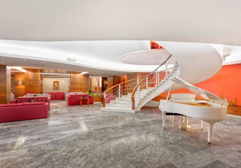 Ausstattung & Service