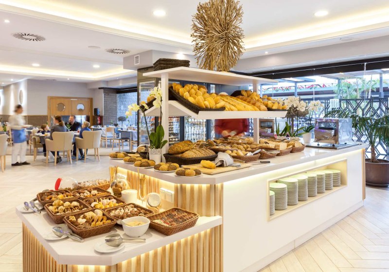 Ausstattung & Service