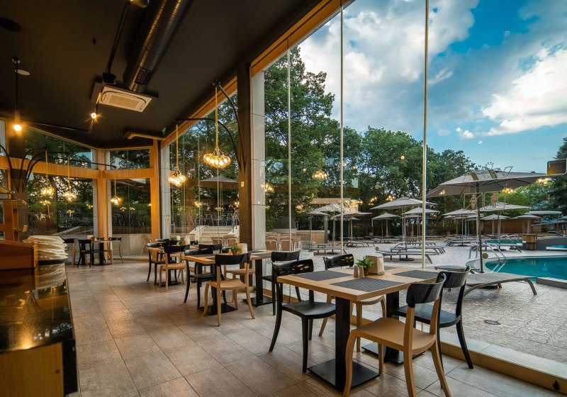 Ausstattung & Service