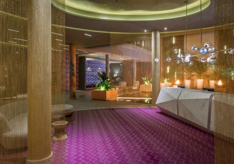 Ausstattung & Service