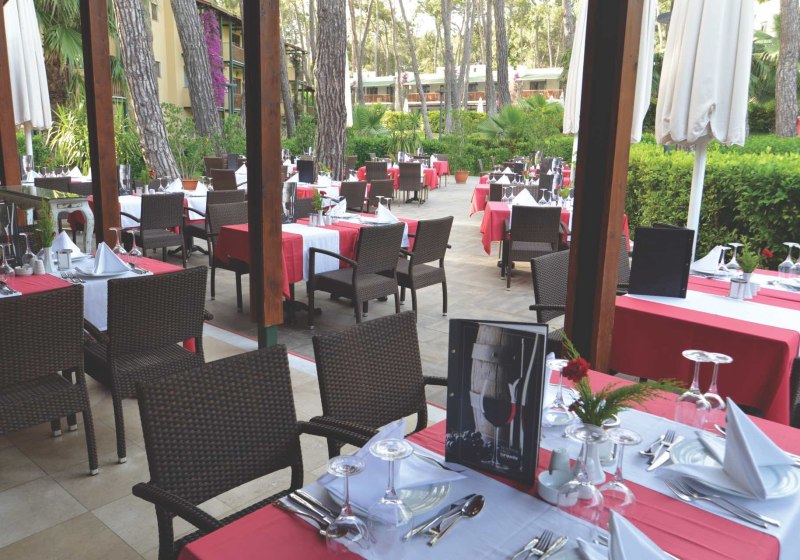 Ausstattung & Service