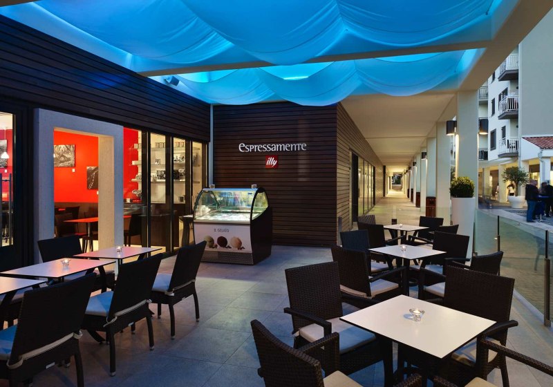 Ausstattung & Service