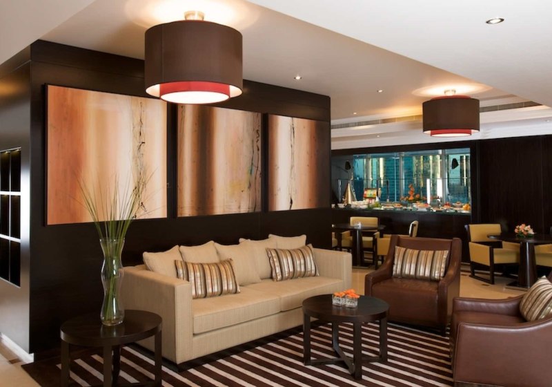 Ausstattung & Service