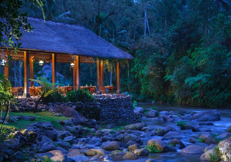 Ausstattung & Service