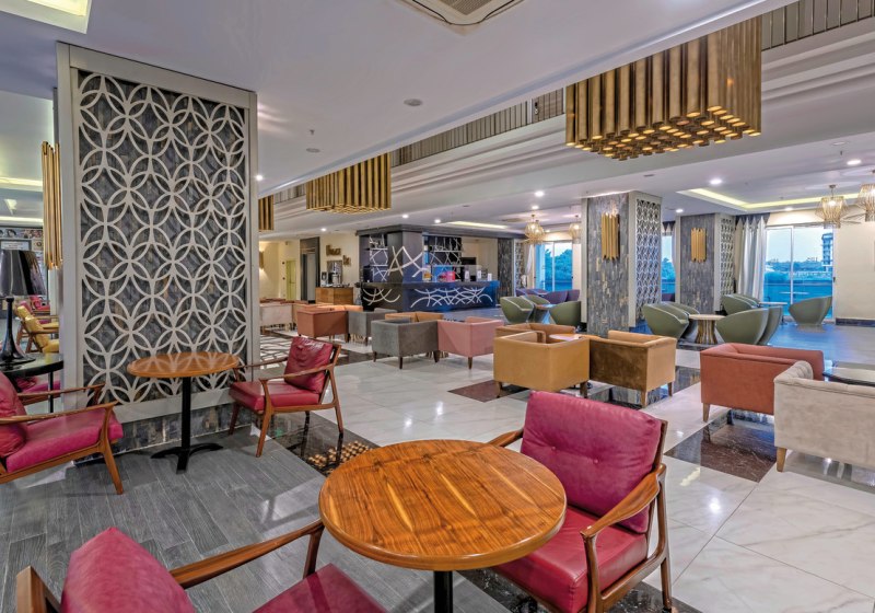 Ausstattung & Service