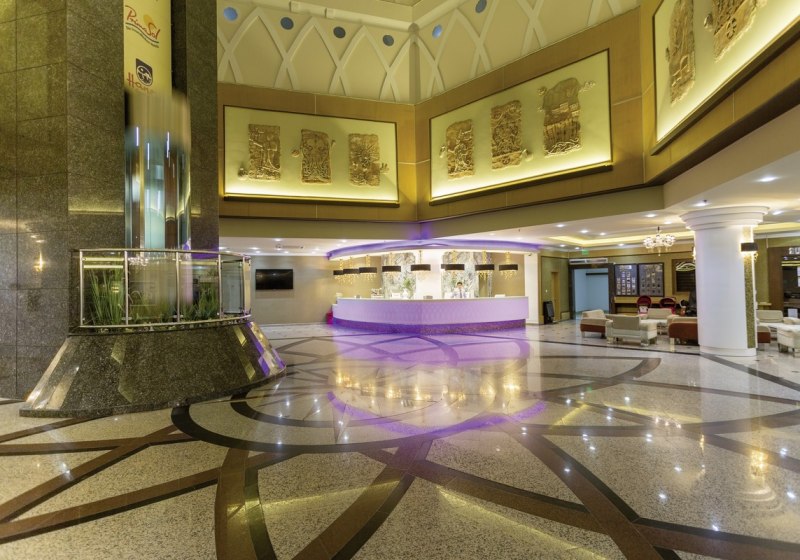 Ausstattung & Service