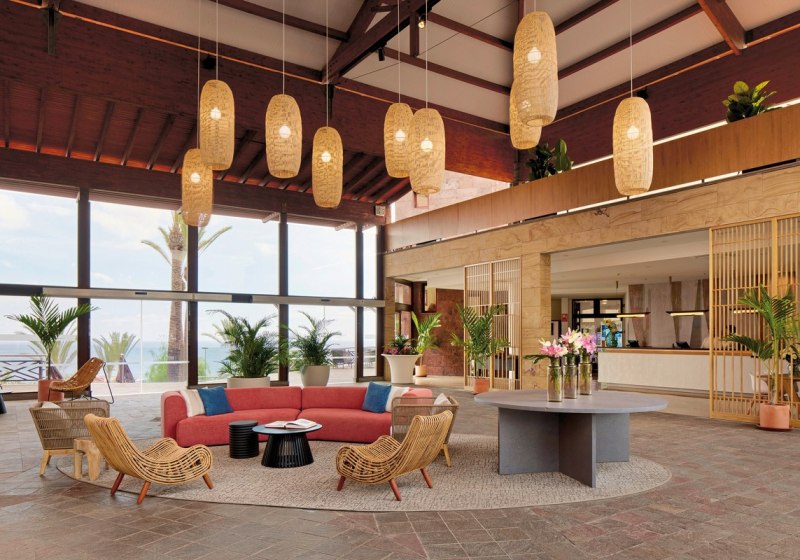 Ausstattung & Service