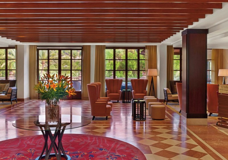 Ausstattung & Service