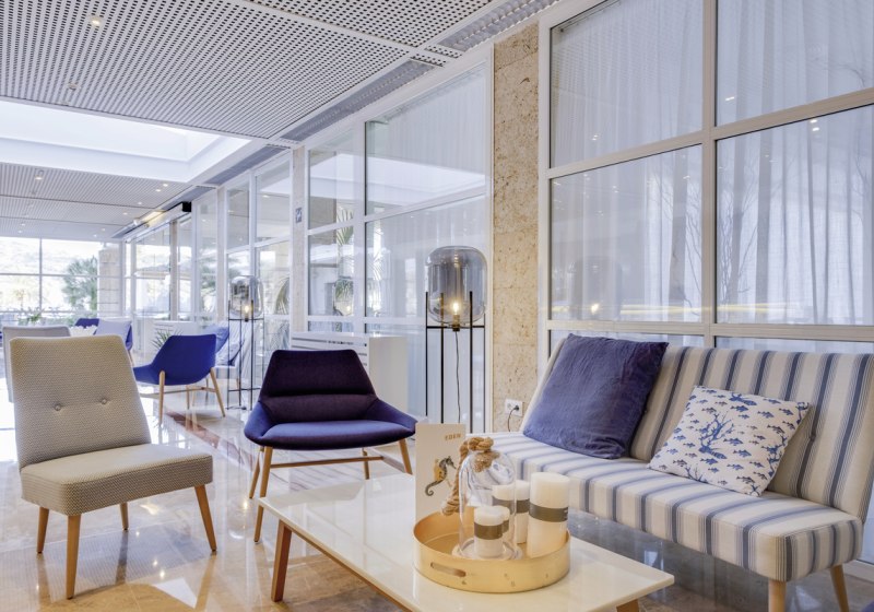 Ausstattung & Service