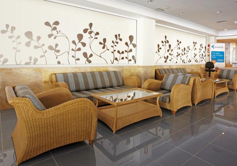 Ausstattung & Service