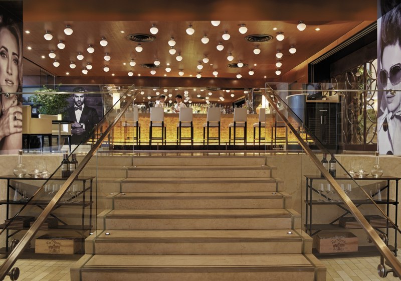 Ausstattung & Service